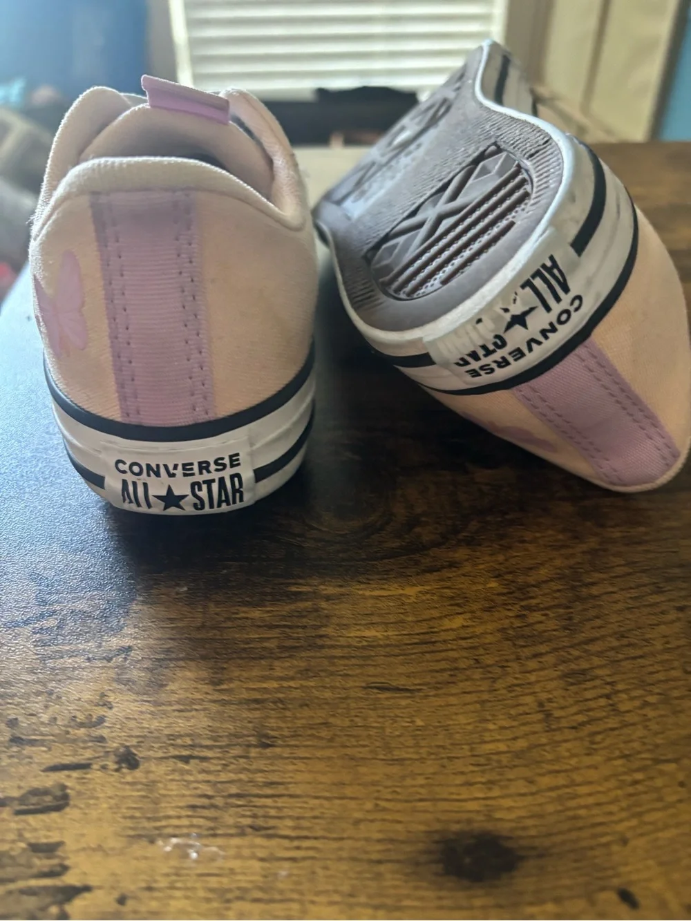 Converse Low Top Sneakers - Pale Pink and White